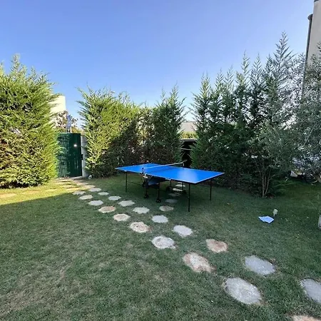 빌라 Loren's Plazhi San Pietro