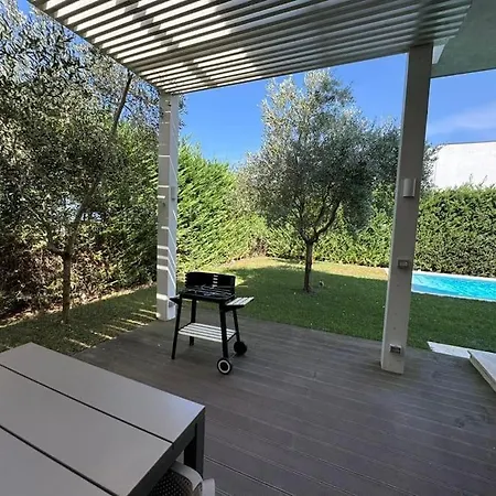 Loren's * Plazhi San Pietro